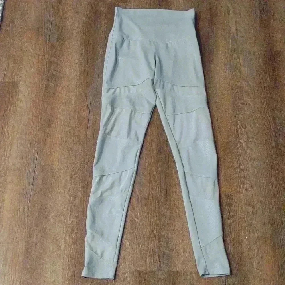 Onzie high waisted yoga leggings gray size M/L
